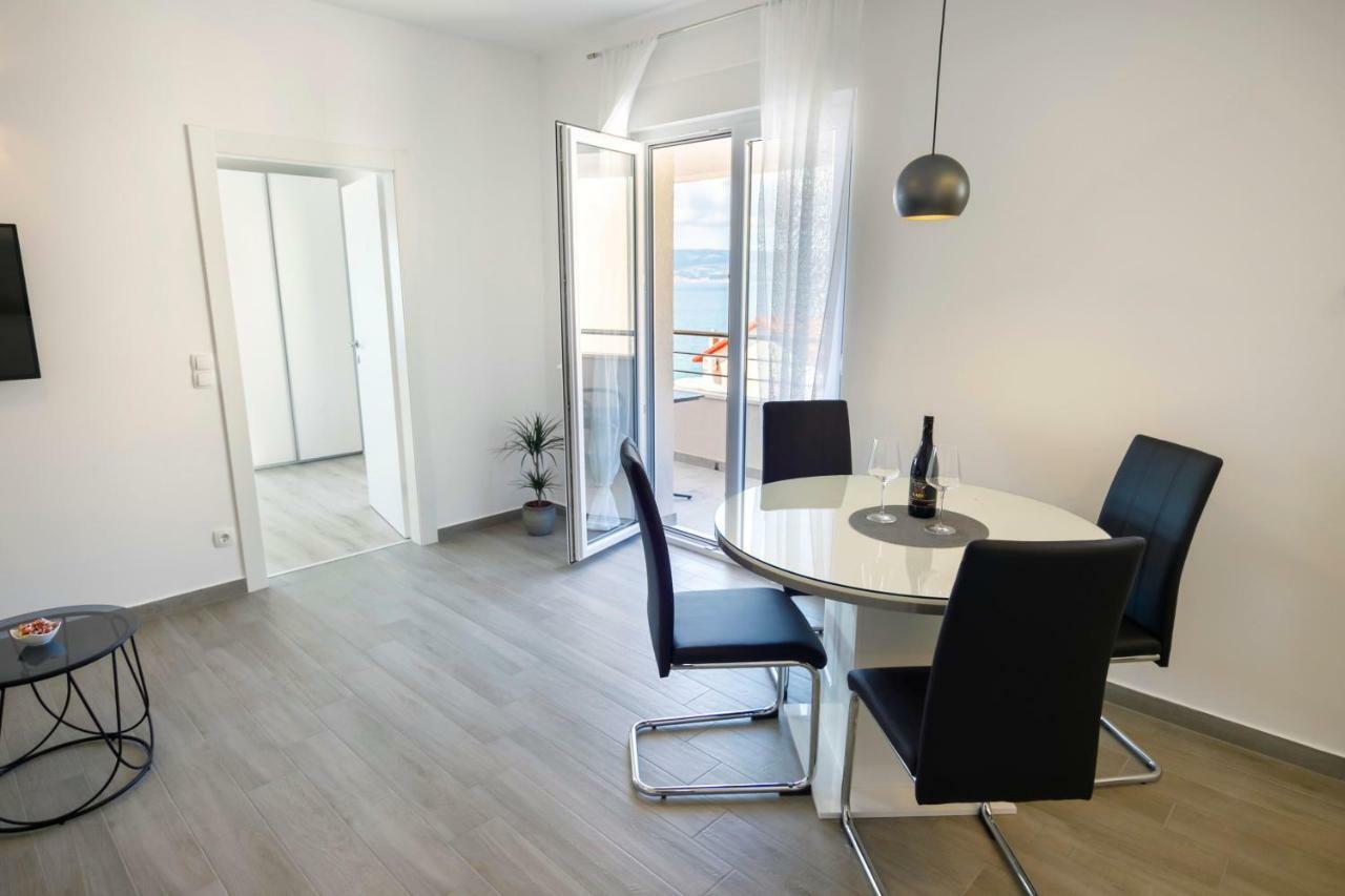 אומיס Apartmani Ticinovic מראה חיצוני תמונה